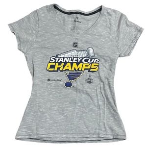 St. Louis Blues Fanatics T-Shirt 2019 Stanley Cup Champions V-Neck Size Small